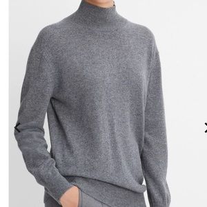Vince Cashmere Weekend Turtleneck Sweater, XS